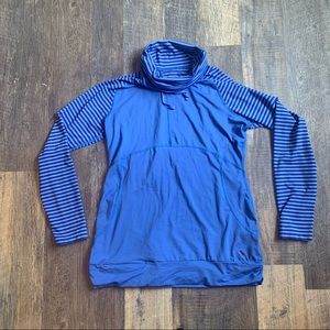 Mountain Hardwear Cowl Neck Sweat Wicking Hiking Camping Athletic Hoodie Sweater